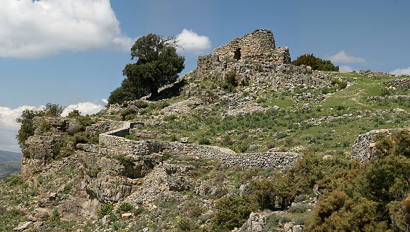 File:Nuraghe Ardasái 1.jpg