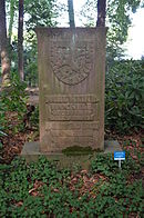 Oberrad, Waldfriedhof, grave 2 J 16 Wochele-Heiner.JPG