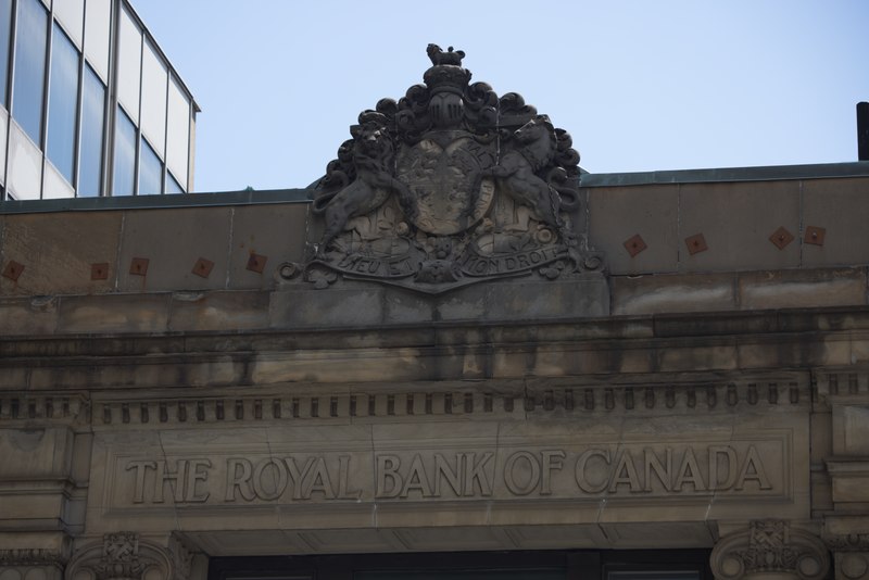 File:Old RBC façade, Westmount.tif