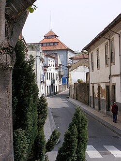 Oliveira de Azeméisin katukuvaa