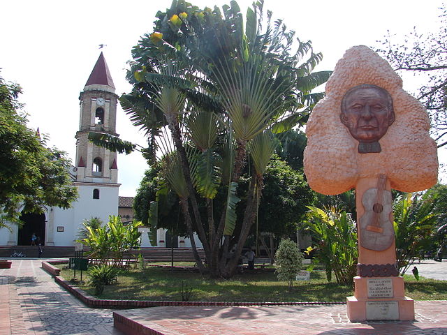 Hauptplatz von Gigante