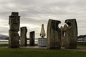 Скульптури у Парку Пам'яті (Пойо)