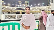 Thumbnail for File:Peace-Pakistan-Man-in-Ihram-Mecca.jpg