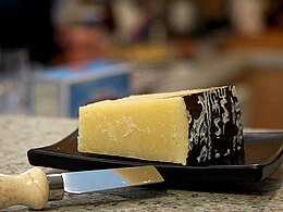 Fromage pecorino romano.jpg