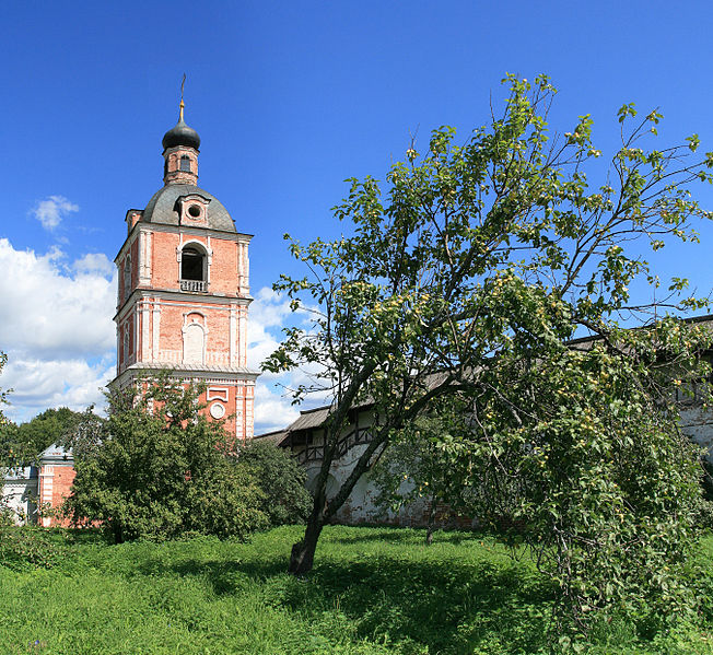 File:Pereslavl GoritskyMon BellTower P85.jpg