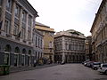 Italiano: Piazza Fontane Marose a Genova. In fondo alla piazza vi e' Palazzo Pallavicini-Cambiaso, a sinistra palazzo Spinola di Luccoli-Balestrino, mentre sulla destra di può notare la facciata di palazzo Negrone.