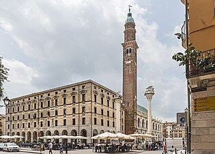 Piazza dei Signori - Torre Bissara - Piazza della Biade
