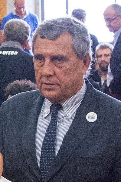 File:Pier Luigi Bernabò 2014-1.jpg