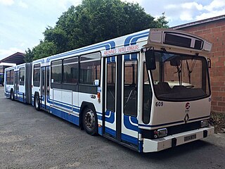 <span class="mw-page-title-main">Renault PR180</span> French step-entrance articulated bus chassis