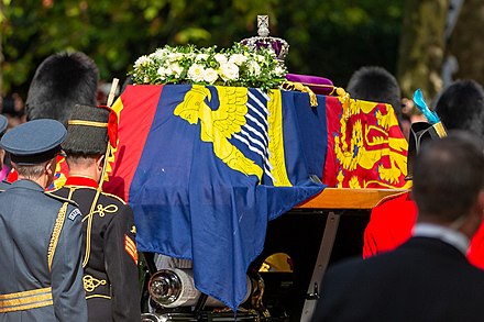 Procession to Lying-in-State of Elizabeth II at Westminster Hall - 72 (cropped).jpg