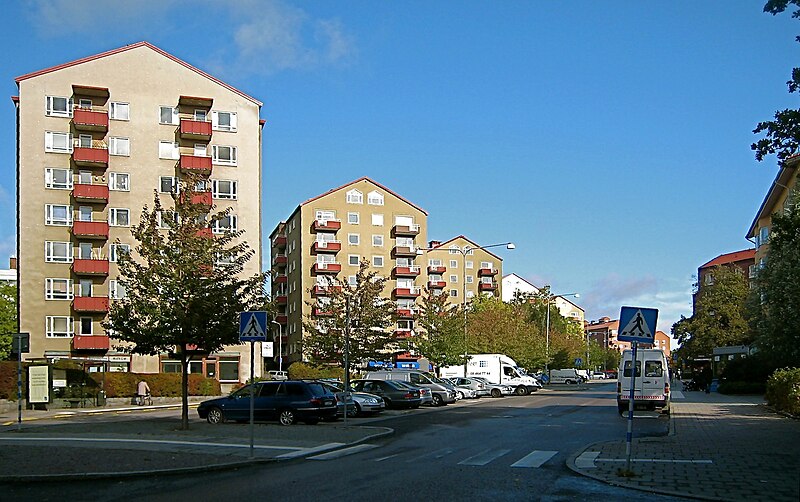 File:Råsundavägen16.JPG