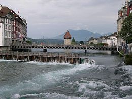 Barrage de l'aiguille de la rivière Reuss.jpg