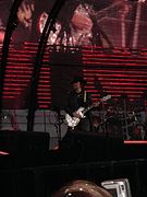 Richie Sambora Dublin 06 silver.jpg