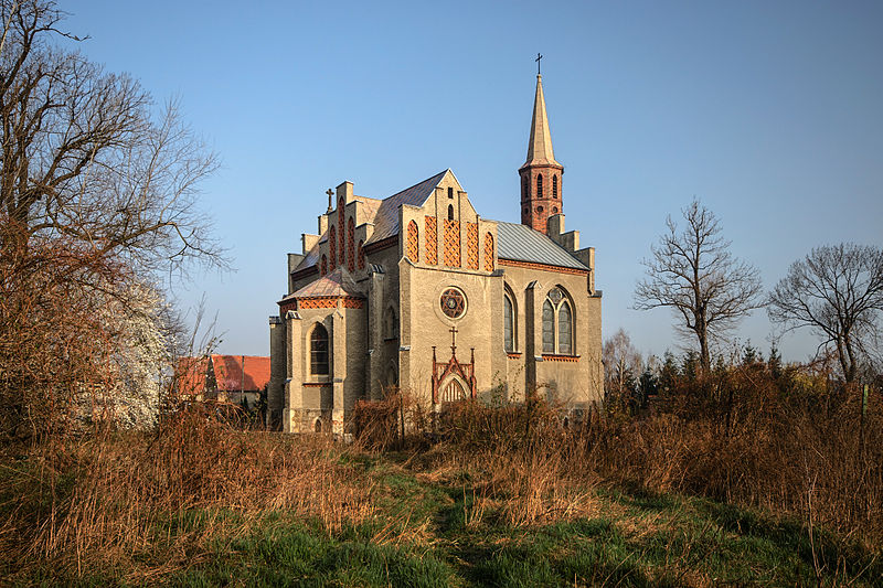 File:SM Małuszów kościół Józefa Oblubieńca (2) ID 591371.jpg