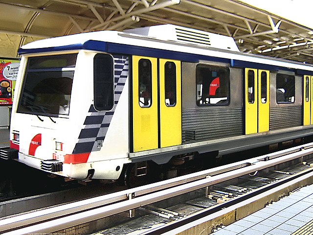 640px-STAR_LRT_train_car.jpg