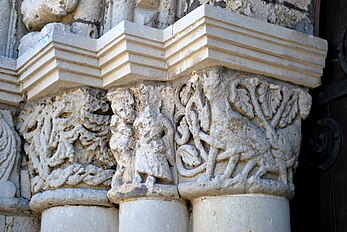 Chiesa di Saint-Fort-sur-Gironde Portail ébrasure N.JPG