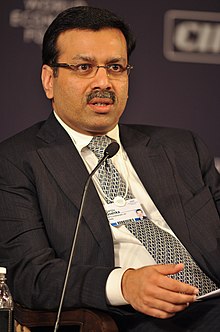 WEF içinde Sanjiv Goenka, 2009.jpg