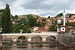 Sarajevo Miljacka 2.jpg