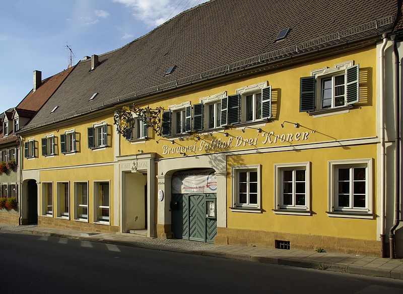 File:Scheßlitz Brauerei und Gasthof Drei Kronen 001.JPG