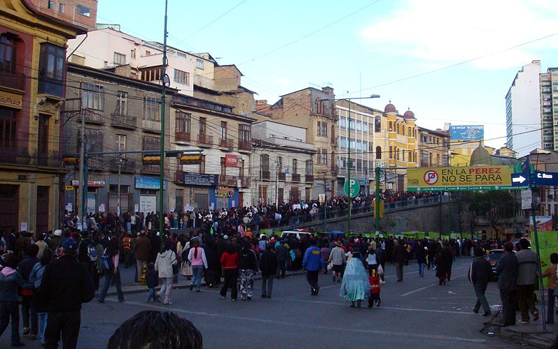 File:Semana Santa 2008 - panoramio.jpg