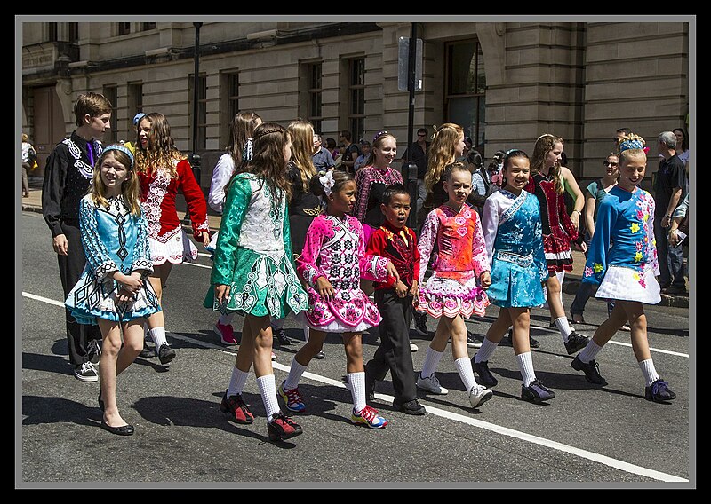 File:St Patrick's Parade Brisbane-13 (8562155117).jpg