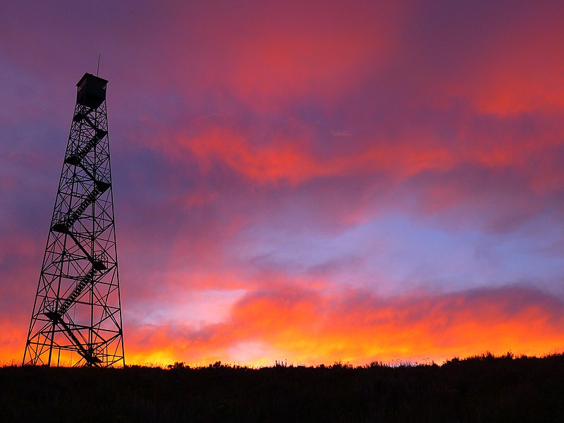 File:Sunset at the fire tower (6822759967).jpg