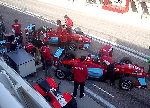 Team Ghinzani at 2012 Circuit Ricardo Tormo Italian F3 round.