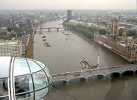 Thames river lambeth bridge.jpg