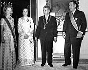 Ceaușescus a Peróns na společné fotografii - A.jpg