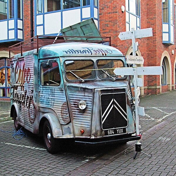 File:The Citroen Coffeee Traveller Van At The Isleworth Christmas Market - London.jpg