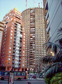 Torre Dorrego Edificio redondo.jpg