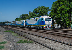 Tren 565 por Devoto.jpg