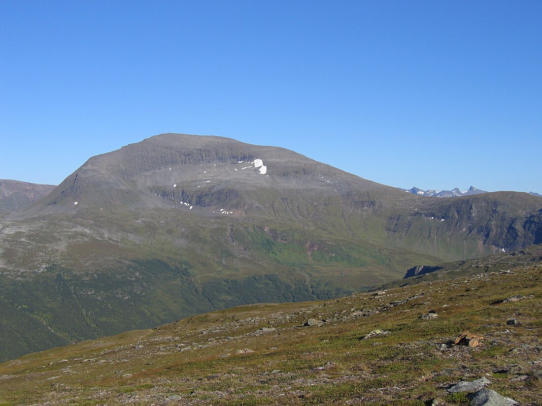 Tromsdalstinden