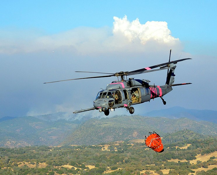 File:U.S. Airmen with the 129th Rescue Wing, California Air National Guard help fight the Rim Fire near Yosemite, Calif., Aug. 26, 2013 130826-Z-ZZ999-011.jpg