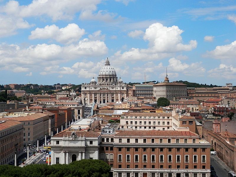 File:Vaticano sightseeing fc01.jpg