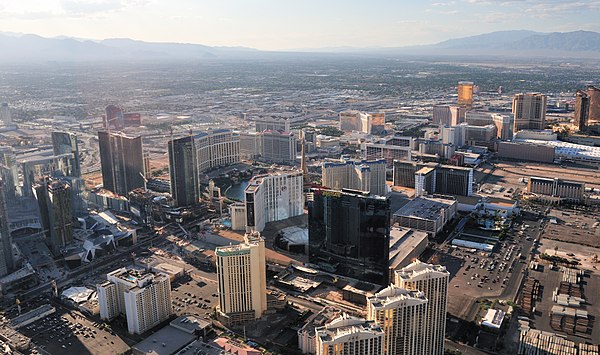 Image: View of Las Vegas' strip from the helicopter