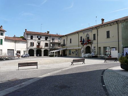 Viguzzolo-piazza Libertà.jpg