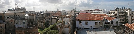 Fail:Zanzibar stone town pano.jpg