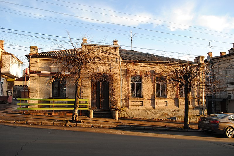 File:Вул. Архітектора Артинова, 45 DSC 0127 (2).JPG