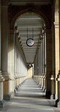 karlovy vary tourist