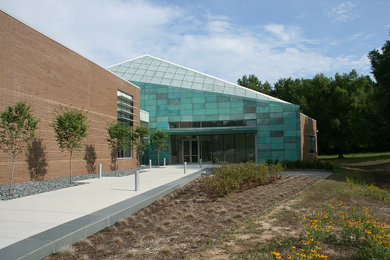 File:2008-07-25 Research Triangle Park Headquarters.jpg