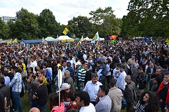 More than 10,000 Kurds in Hanover protest against the terror of ISIS in Iraq, 16 August 2014 2014-08-16 Demonstration Jesiden Eziden Aleviten Kurden in Hannover gegen die Terrorgruppe Islamischer Staat (IS), (313).JPG