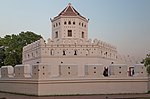 Fort Phra Sumen