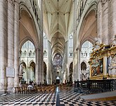 Transetto e vetrate nord della cattedrale di Amiens (1220-1270)