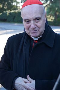 Angelo Cardinal Comastri.jpg
