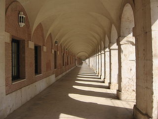 Arcos de la Casa de Caballeros / Arcs of the House of Knights