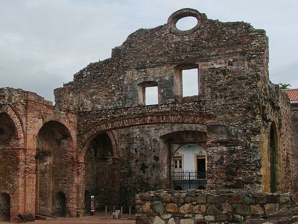 Santo Domingo Church