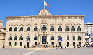 Auberge de Castille, designed by Andrea Belli in 1741-45 Auberge de Castille in Valletta, Malta (29359161198).jpg