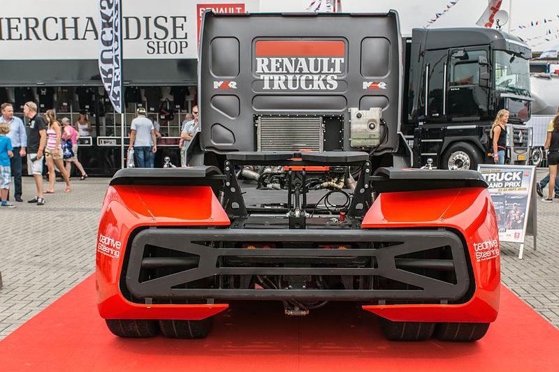 File:Back race truck Renault Trucks Truckstarfestival 2013 Assen (9409049384) (2).jpg