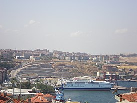 Bandırma harbour 2009-08-17.jpg